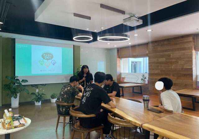 첨부이미지