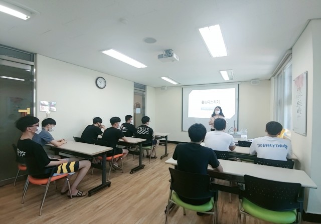 첨부이미지